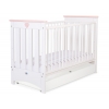 Babybett 120x60cm Lorenzo III weiß/pudderosa mit Schublade STANDARD