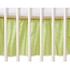 Fest gefaltete Rüsche für Babybett 140x70cm - Hängende Herzen grün gestreift