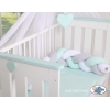 Geflochtene Bettschlange Zopfschlange für Babybett - weiß - grau-minze