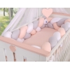 Geflochtene Bettumrandung für Babybett XXL Extra lang - weiß-grau - pudderrosa