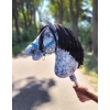 Hobby Horse Apfelschimmel Steckenpferd mit schwarzer Mähne