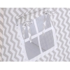 MINI Set: Teepee Zelt Kinderspiel mit Spielmatte und Schmuckfedern GRATIS! - Chevron grau