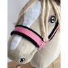 Set  für Steckenpferd: Halfter mit schwarzer Pelz mit Anbindestrick - schwarz-rosa