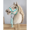 Set für Hobby Horse: Die Halfter A3 mit weißem Pelz + Kordel-Anbindestrick -weiß-minze