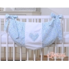 Spielzeugtasche für Babybett - Hängende Herzen blaue Blümchen