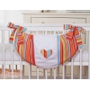 Spielzeugtasche für Babybett - Hängende Herzen orange gestreift