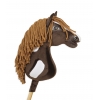 Steckenpferd mit weißen Schecken
