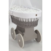 Stubenwagen grau Holz und Rattan