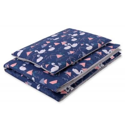 Babybett Bettwäsche Set 2-tlg 100x135cm Mini - Schwäne dunkelblau