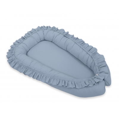 Babynest mit Rüsche Kokon- pastellblau