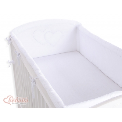 Bettumrandung Babybett XXL- Hängende Herzen weiss