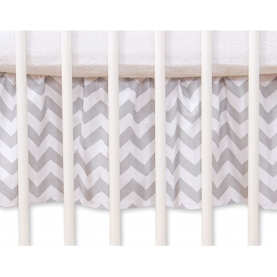 Fest gefaltete Rüsche für Kinderbett 140cm -Simple Chevron grau