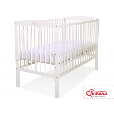 Graveur auf der Vorderseite des Kinderbettes nr 5003-07