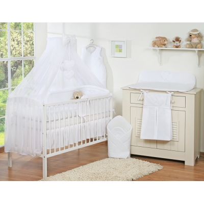 Kinderbett Bettwäsche Set 7-tlg mit Moskitonetz für Babybett - Hängende Herzen weiß