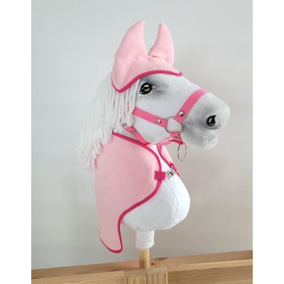 Rosa Decke für Hobbyhorse mit Ohrenschützern