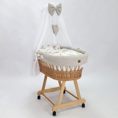 Stubenagen für Baby aus Naturweide  mit Bettwäsche-Set in beige