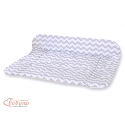 Wickelauflage auf Wickeltisch - Simple Chevron grau
