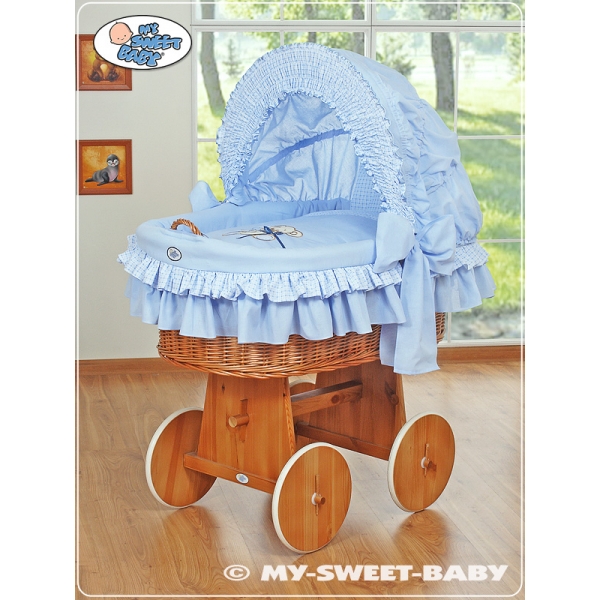 Baby Bollerwagen Baby mit Haube - Bär mit Schleife blau