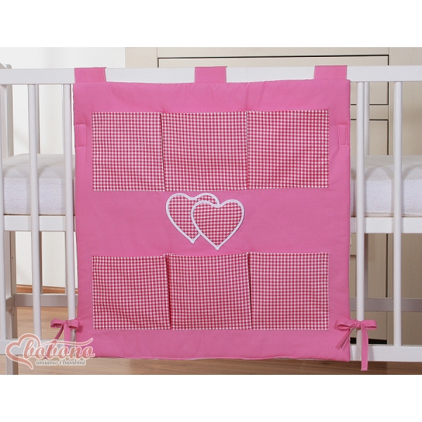 Babybett Tasche - Hängende Herzen dunkel rosa kariert