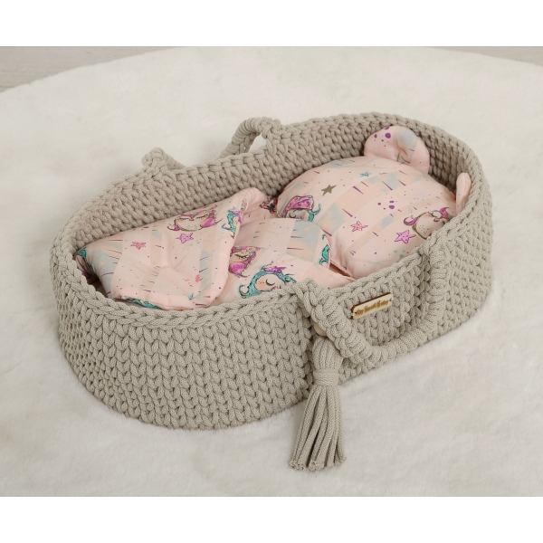 Babyhörnchen für Puppen mit Kissen -  Eulen creme