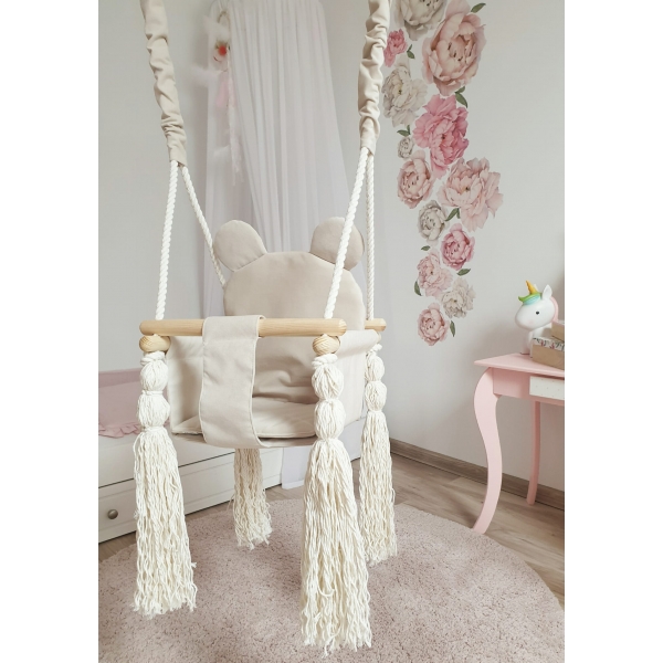 Unser Baby liebt das Schaukeln, deshalb möchten wir eine Babyschaukel für unser Zuhause kaufen. Hast du Vorschläge?
