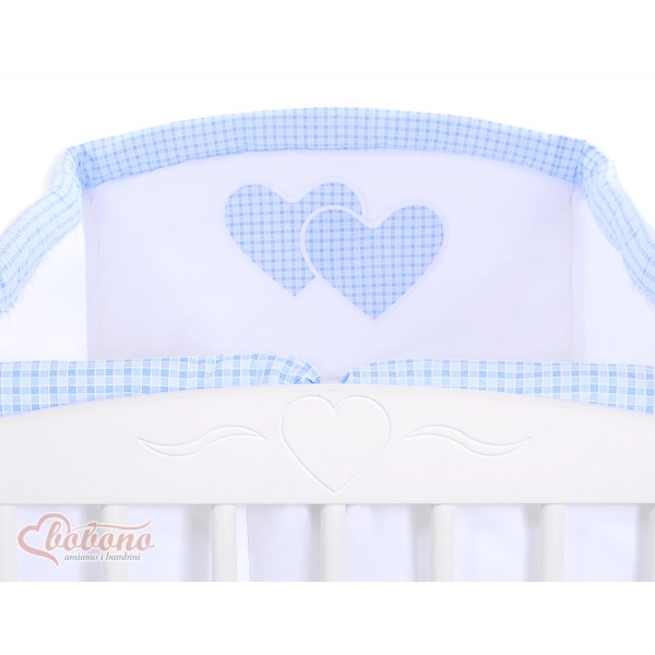 Bettumrandung Babybett XXL- Hängende Herzen blau kariert