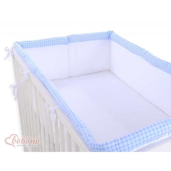 Bettumrandung Babybett XXL- Hängende Herzen blau kariert