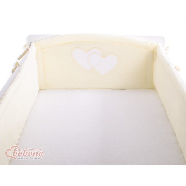Bettumrandung Babybett XXL- Hängende Herzen creme