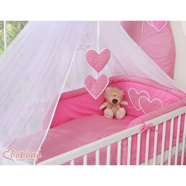 Bettwäscheset 11-tlg mit Moskitonetz für Babybett - Hängende Herzen dunkel rosa kariert