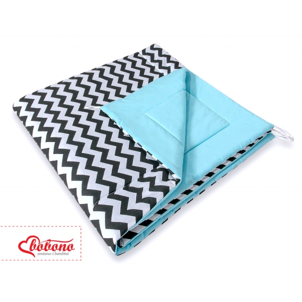 Doppelseitige Teepee Spielmatte - Chevron schwarz/ blau