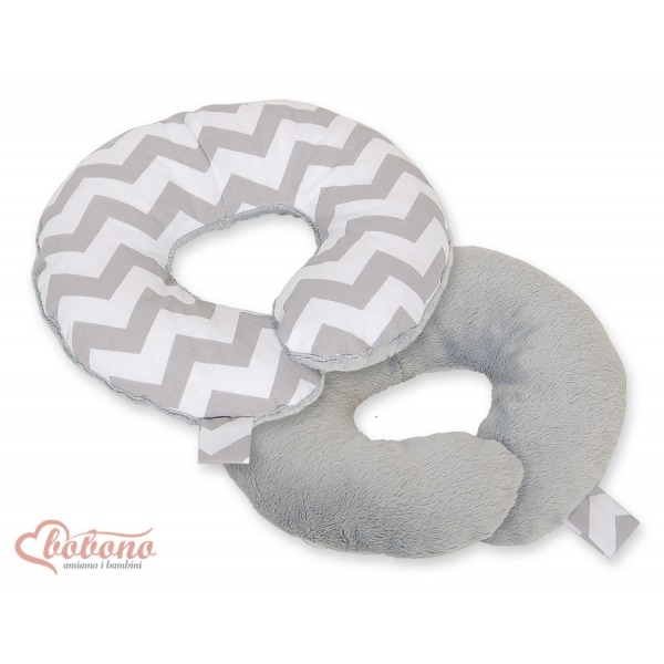Doppelseitiges Baby Nackenstützkissen - Chevron grau