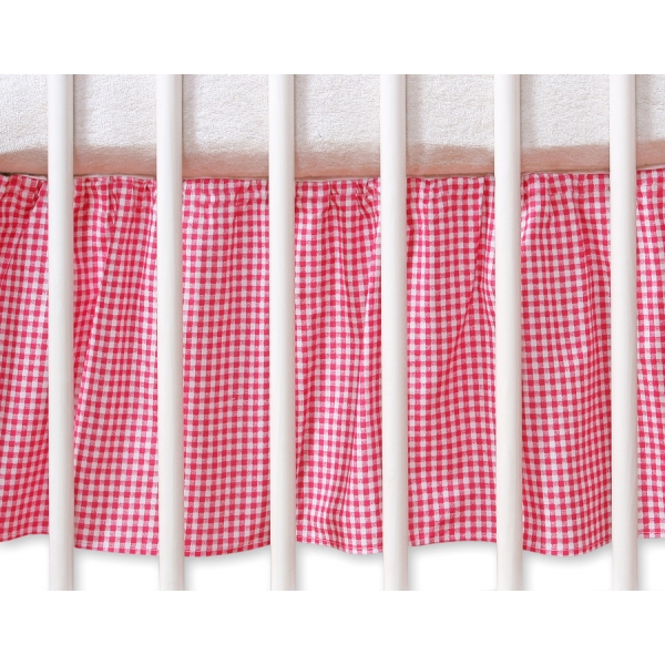 Fest gefaltete Rüsche für Babybett 140x70cm - Hängende Herzen dunkel rosa kariert