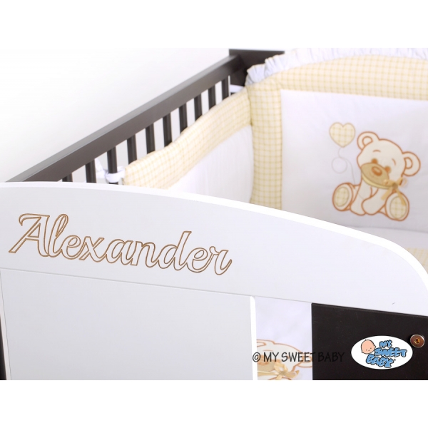 Graveur auf der Vorderseite des Kinderbettes nr 5004-04