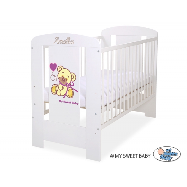 Graveur auf der Vorderseite des Kinderbettes nr 5004-07