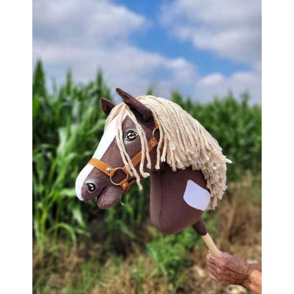 Hobby Horse Dunkelbraunes Weiße Schecke
