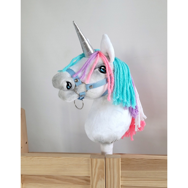 Hobby Horse Einhorn Steckenpferd mit bunter Mähne - weiß A4 minze