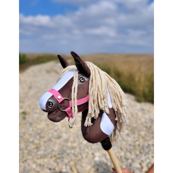 Hobby Horse Steckenpferd Pferd am Stiel Premium - western IV dunkelbraunes Pferd A4