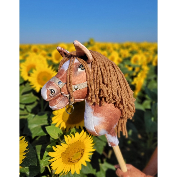 Hobby Horse Steckenpferd Tobiano mit brauner Mähne A4