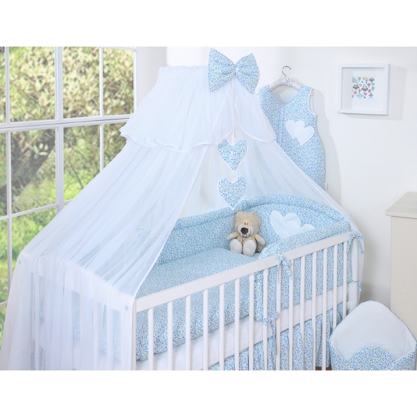 Kinderbett Bettwäsche Set 7-tlg mit Moskitonetz für Babybett - Hängende Herzen blaue Blümchen