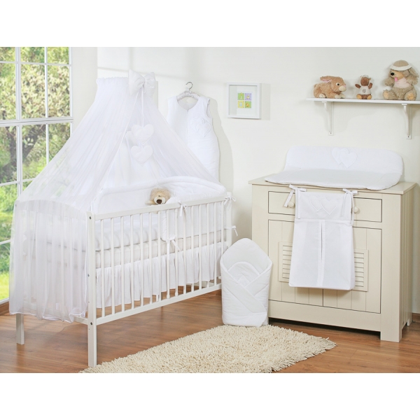 Kinderbett Bettwäsche Set 7-tlg mit Moskitonetz für Babybett - Hängende Herzen weiß