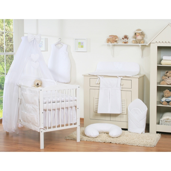 Kinderbett Bettwäsche Set 7-tlg mit Moskitonetz für Babybett - Hängende Herzen weiß