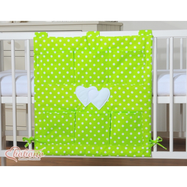 Kinderbetttasche Baby - Hängende Herzen Grün - Punktemuster