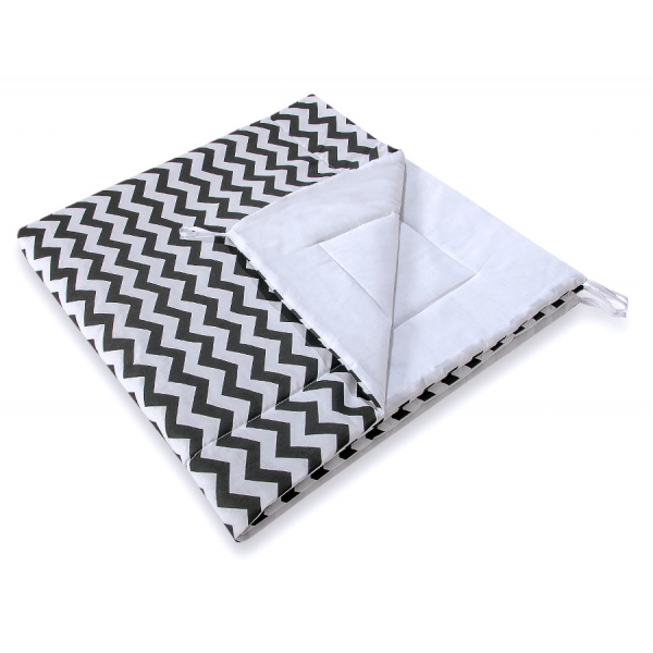 MINI Set: Teepee Kinderspiel-Zelt mit Spielmatte und Schmuckfedern GRATIS! - Chevron schwarz