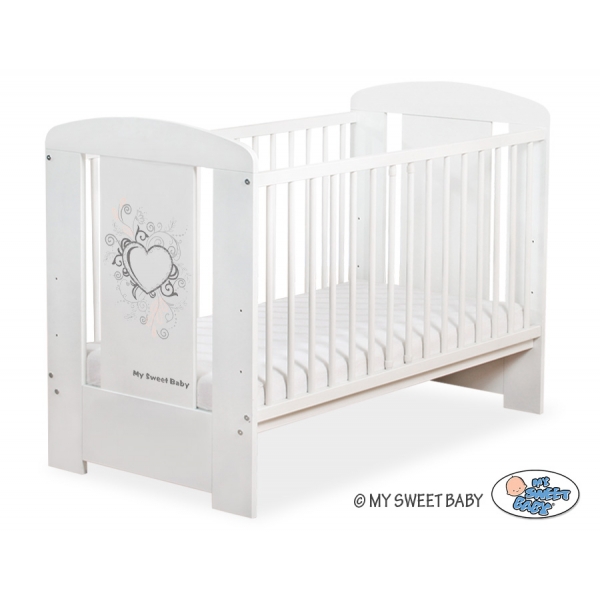 Babybett mit Namensgravur