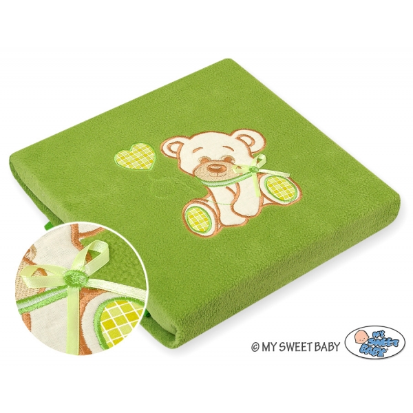 Polar Fleece Babydecke - Bär mit Schleife grün