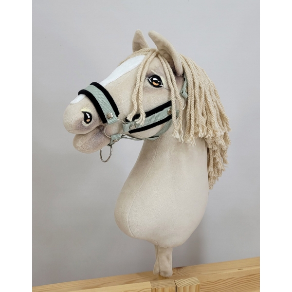 Set für Hobby Horse: Die Halfter A3 mit schwarzer Pelz + Halfter aus Kordel - schwarz-sage