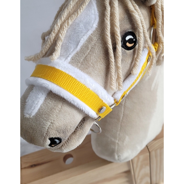 Set für Hobby Horse: Die Halfter A3 mit weißem Pelz + Kordel-Anbindestrick -weiß-gelb