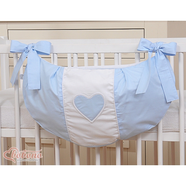 Spielzeugtasche für Babybett - Hängende Herzen blau
