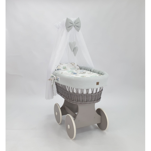 Stubenwagen grau Holz und Rattan