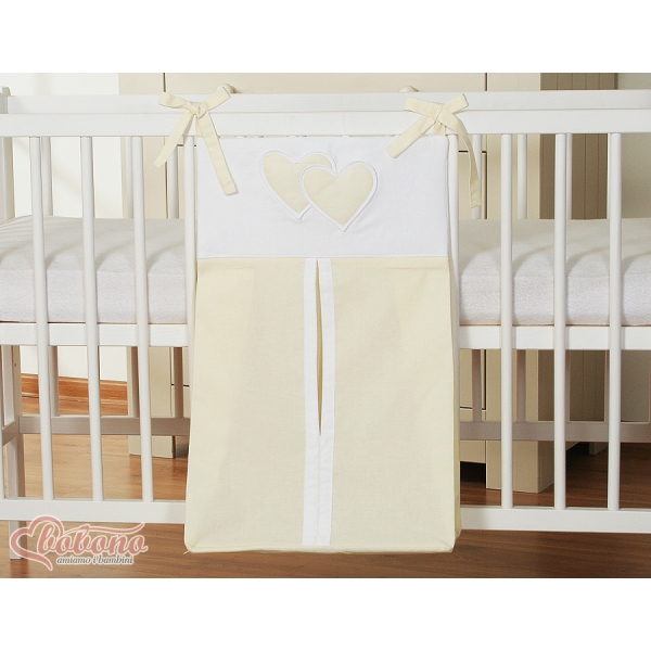 Windelntasche für Babybett - Hängende Herzen creme